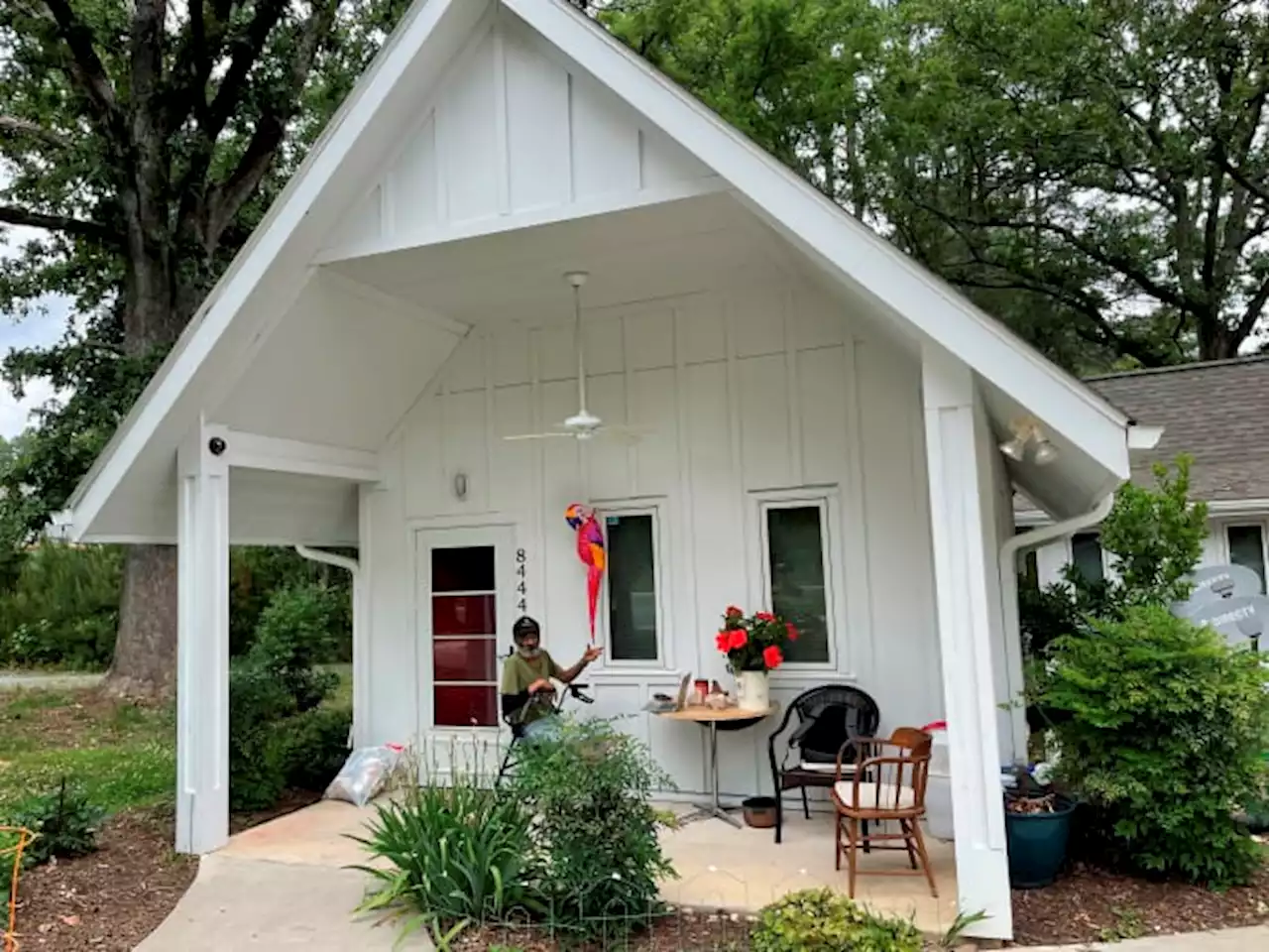 A roof over their head: Churches use tiny homes for homeless