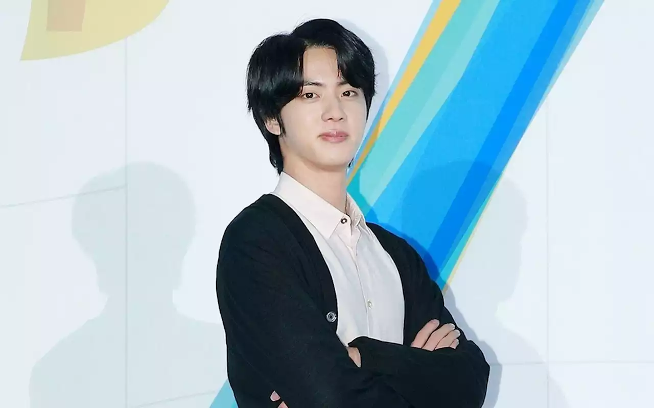 Penampilan Jin BTS Dengan Rambut Panjang Bikin Fans Terobsesi