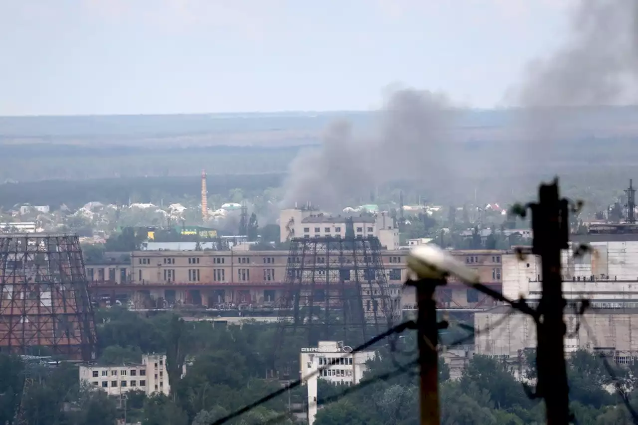 Russian plane crash: ‘Four dead’ as military flight headed to Ukraine border ‘suffers engine failure’