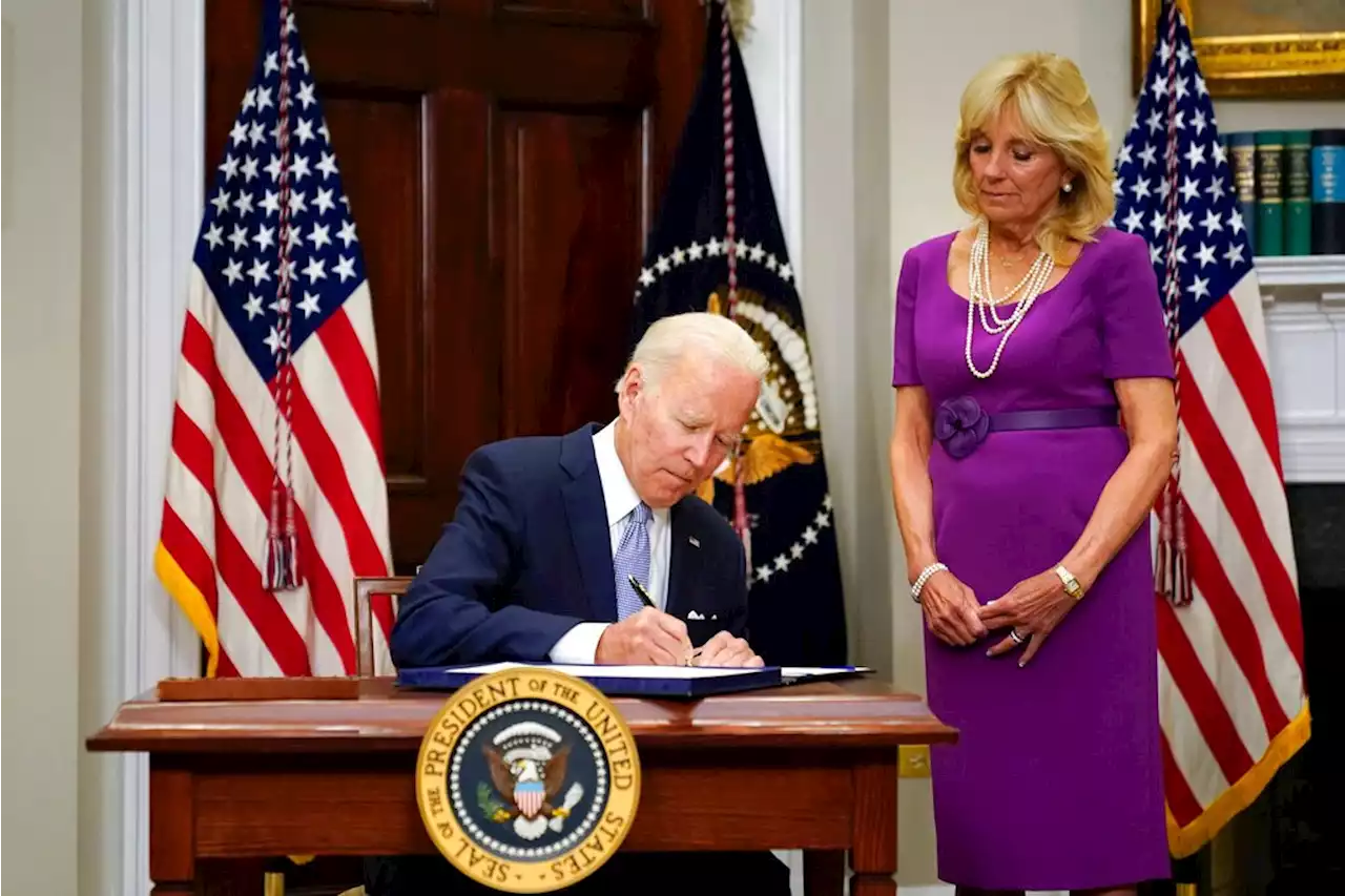 Biden Signs Gun Bill into Law, Says 'Lives Will Be Saved' - Alabama News