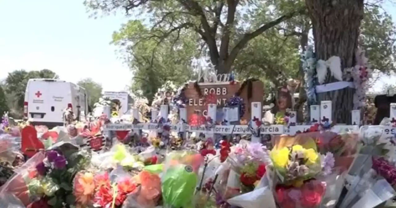 Graduating Uvalde High School class remembers slain children