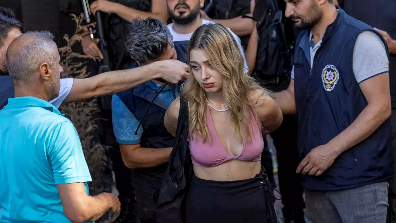 Türkei: Veranstalter melden Hunderte Festnahmen bei Pride-Parade in Istanbul