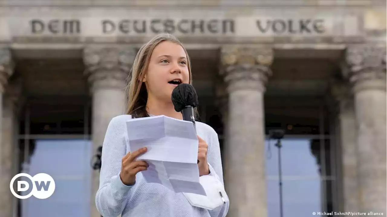 Fact check: Did Greta Thunberg demand everyone drive electric cars? | DW | 23.06.2022