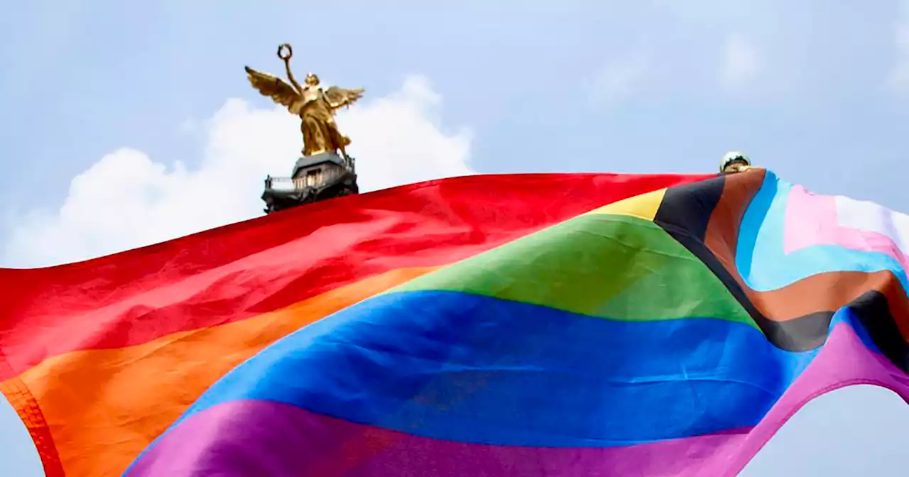 Marcha del Orgullo LGBT+ llena de colores las calles de la CDMX