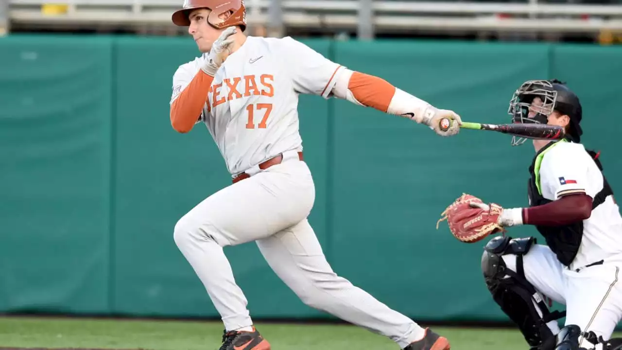 Texas infielder Ivan Melendez wins Golden Spikes Award