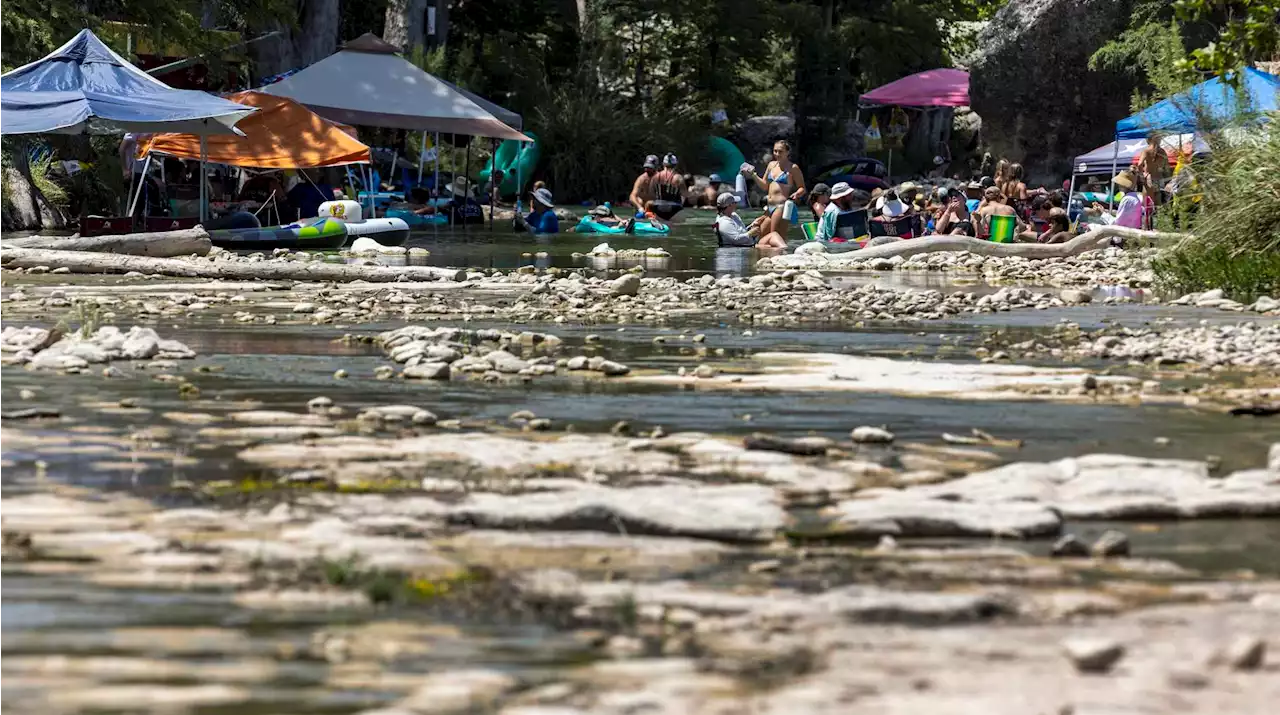 The Texas drought causes Frio River's flow to drop to zero