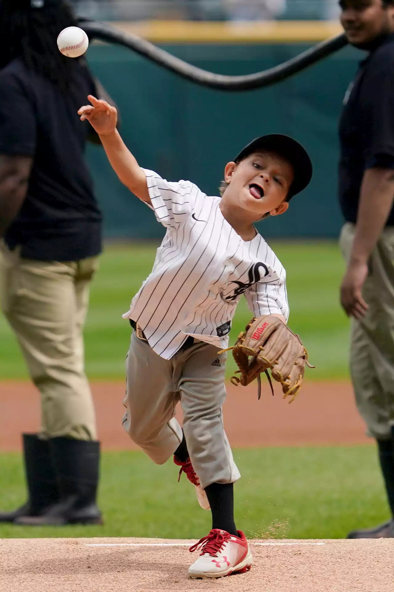 Chicago White Sox Help Turn 7-Year-Old Cancer Patient's Dream Into A Reality