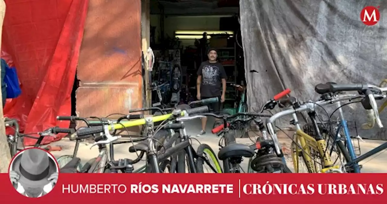 Sr Toto, restaurador y diseñador de bicis