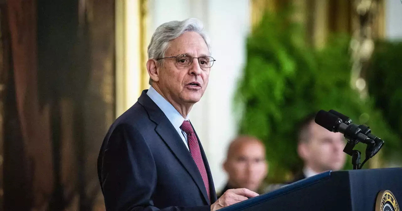 Opinion | There's no good reason Merrick Garland should bow out of a Trump prosecution