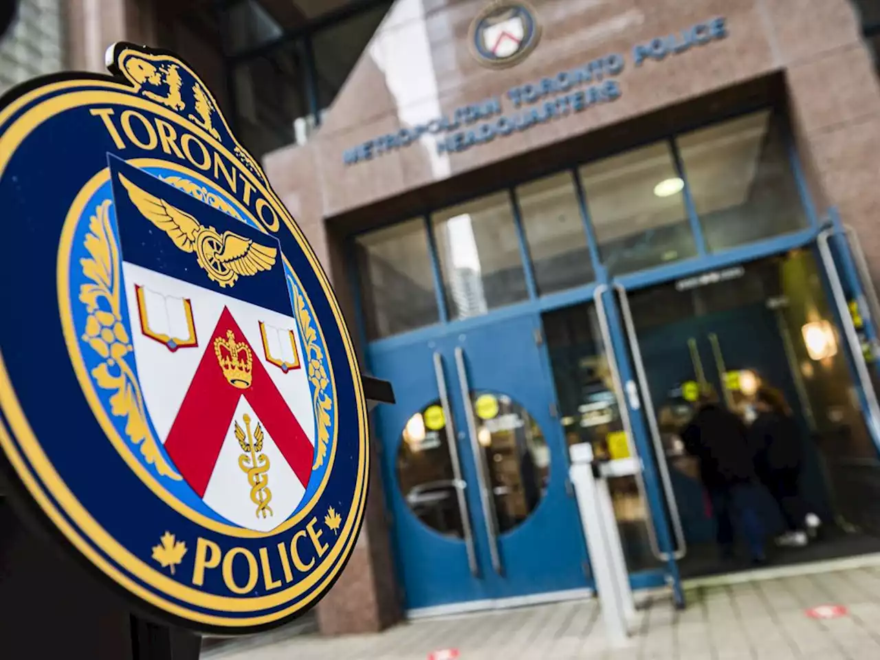 Toronto man in custody after multiple dog attacks, an Uber carjacking and attempted theft of dinghy