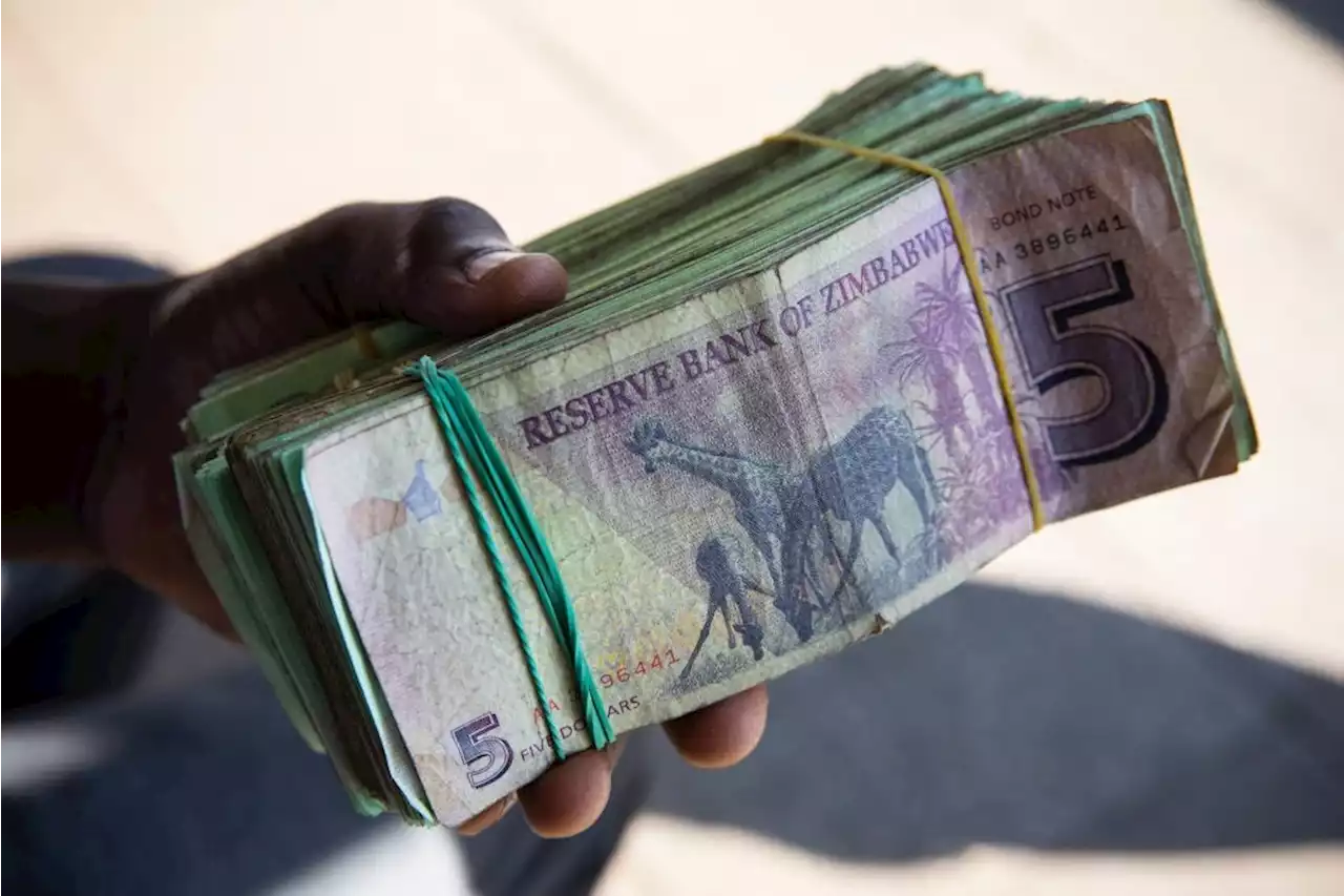 Zimbabwe plans to hike benchmark interest rate to 190% to tame inflation | Fin24