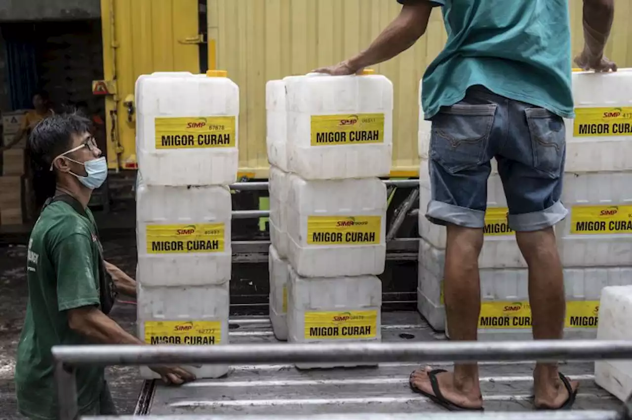 Holding Pangan Distribusikan 60 Juta Liter Migor Curah |Republika Online