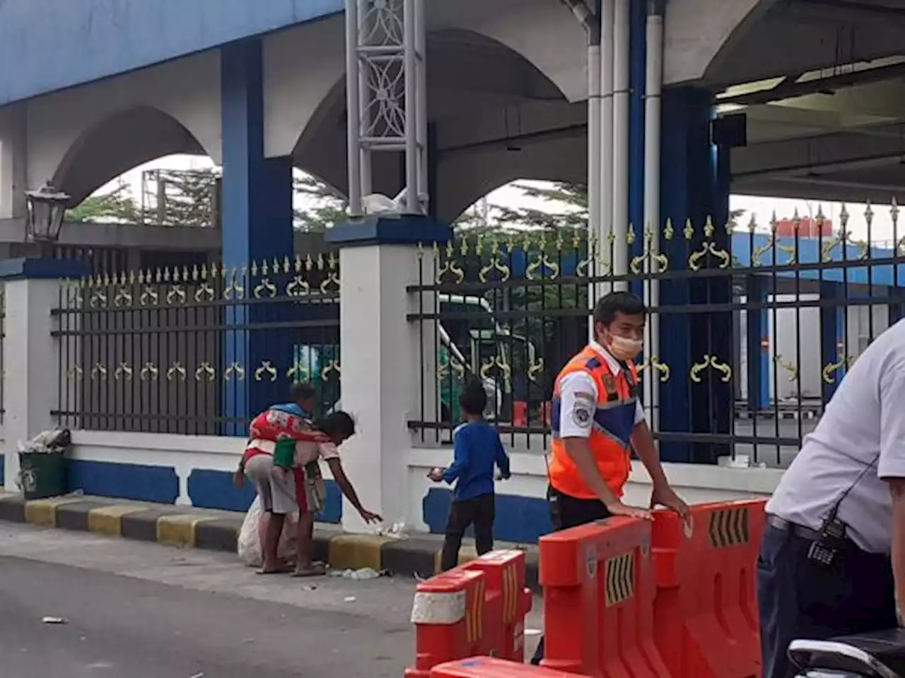 Ibunda Bagas Pemulung Cilik Di Solo Ternyata Punya Kisah Memilukan