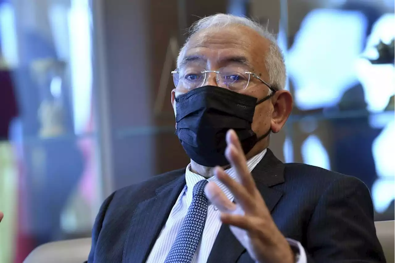 Cabinet pay cut will not solve rising cost of living issue, says Mahdzir