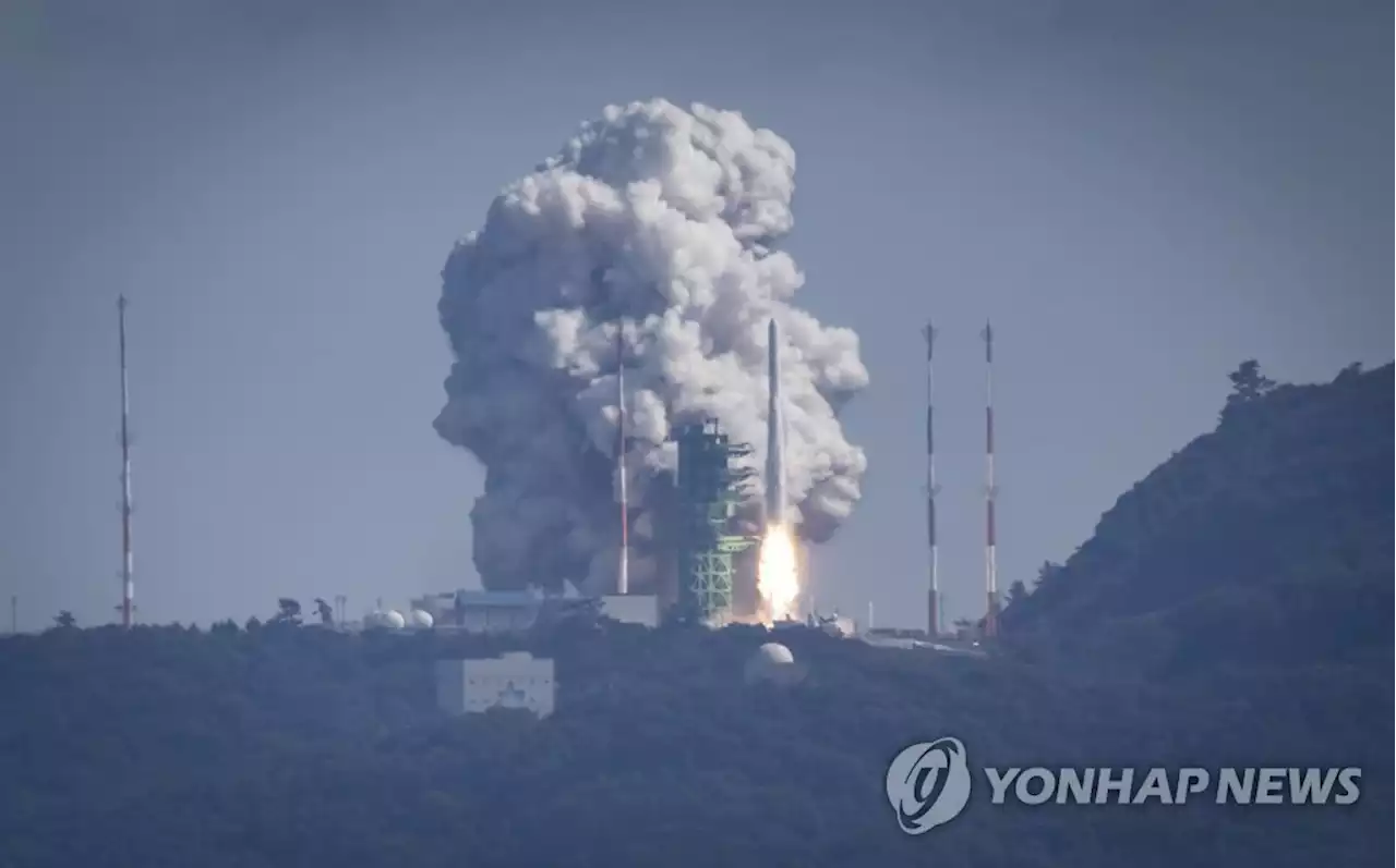 누리호에 핵탄두 넣으면 ICBM 될까…'기반 같을 뿐 완전히 달라' | 연합뉴스