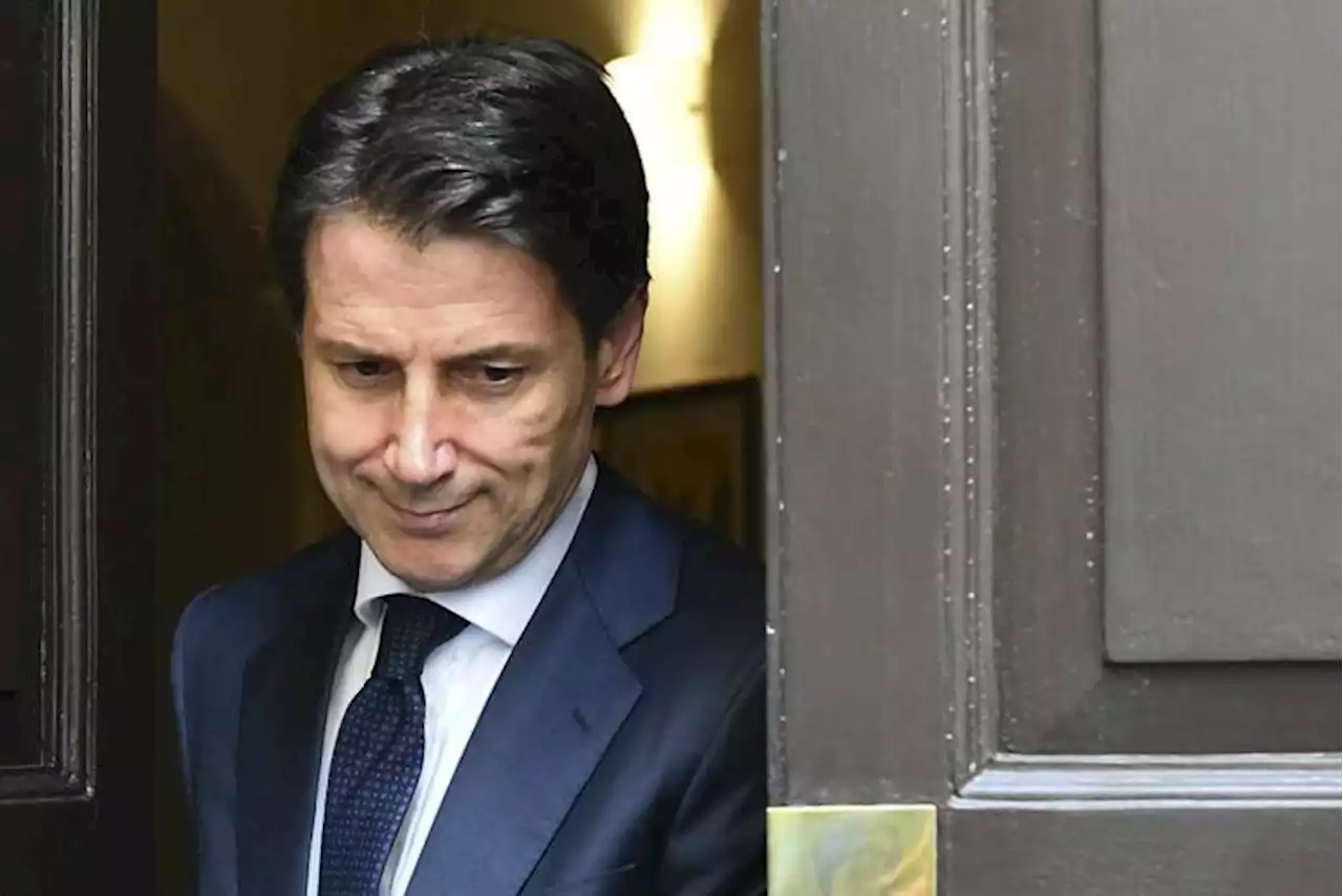 M5S, gelo Conte-Grillo: altolà del garante su governo e 2 mandati