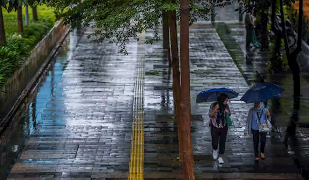 Prakiraan Cuaca Jakarta: Hujan dari Siang hingga Malam