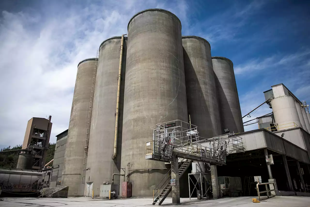 Climate-friendly cement? California takes on a high-carbon industry