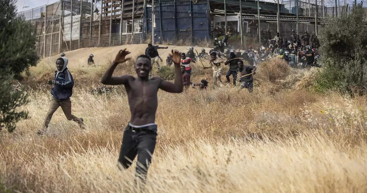 Melilla, assalto ai confini: ecco la bomba che può far esplodere l'Europa