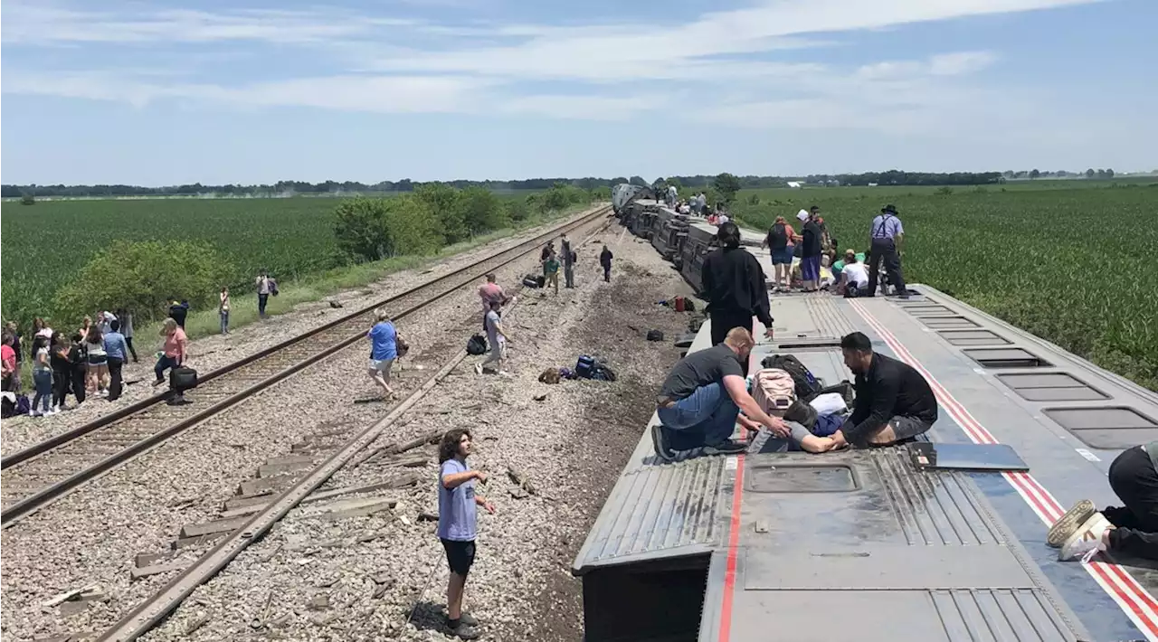 Usa, treno colpisce camion in Missouri: morti e feriti