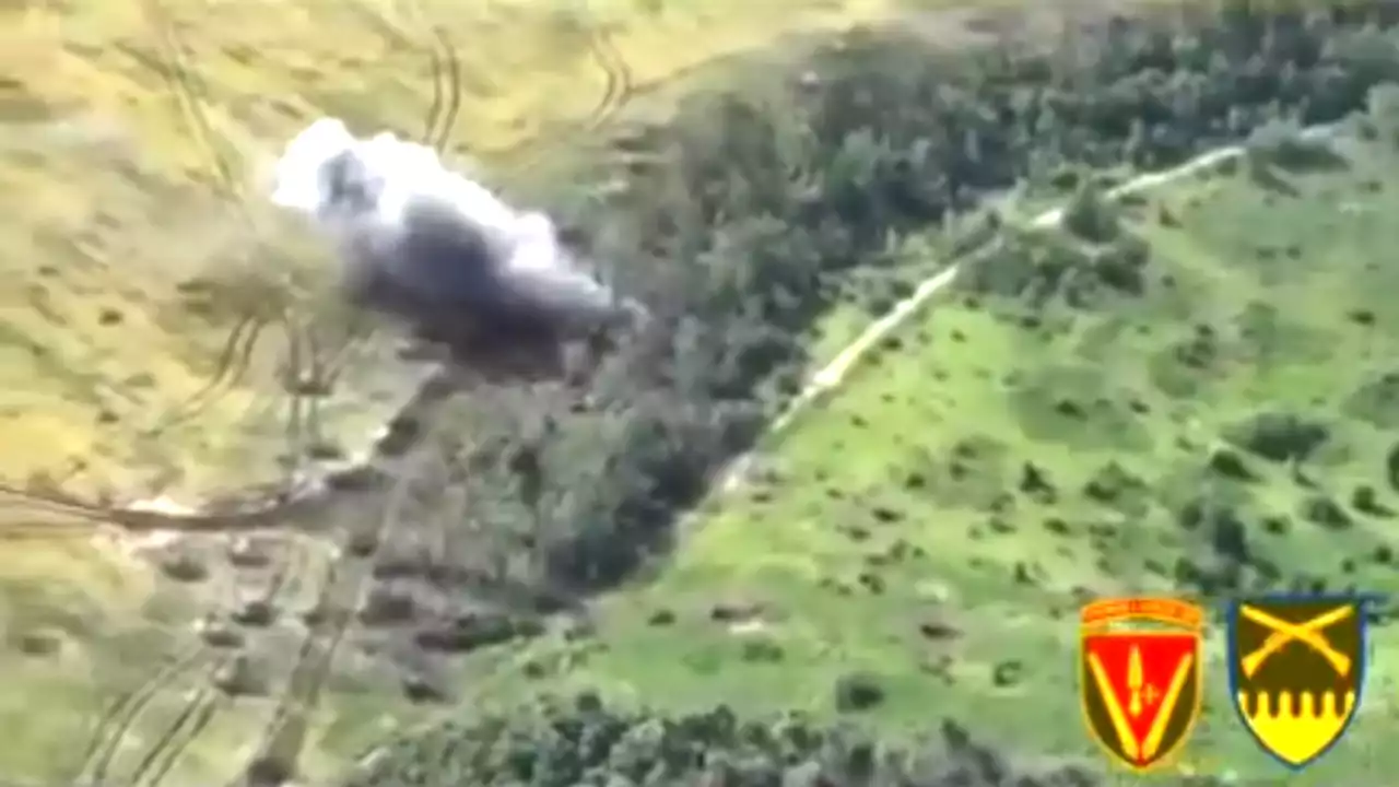 Watch: Ukrainian forces destroy 2 Russian armored personnel carriers, tank