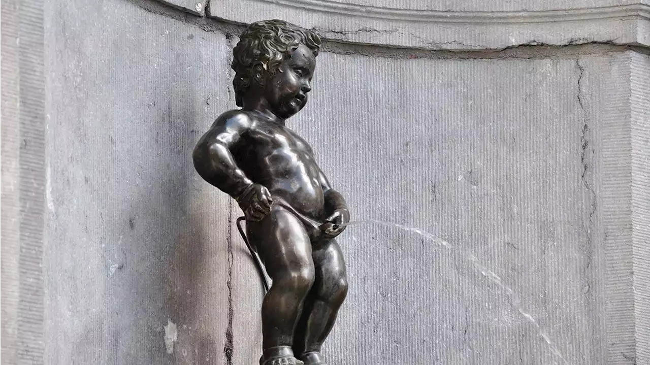 A Secret History of the Pissing Figure in Art