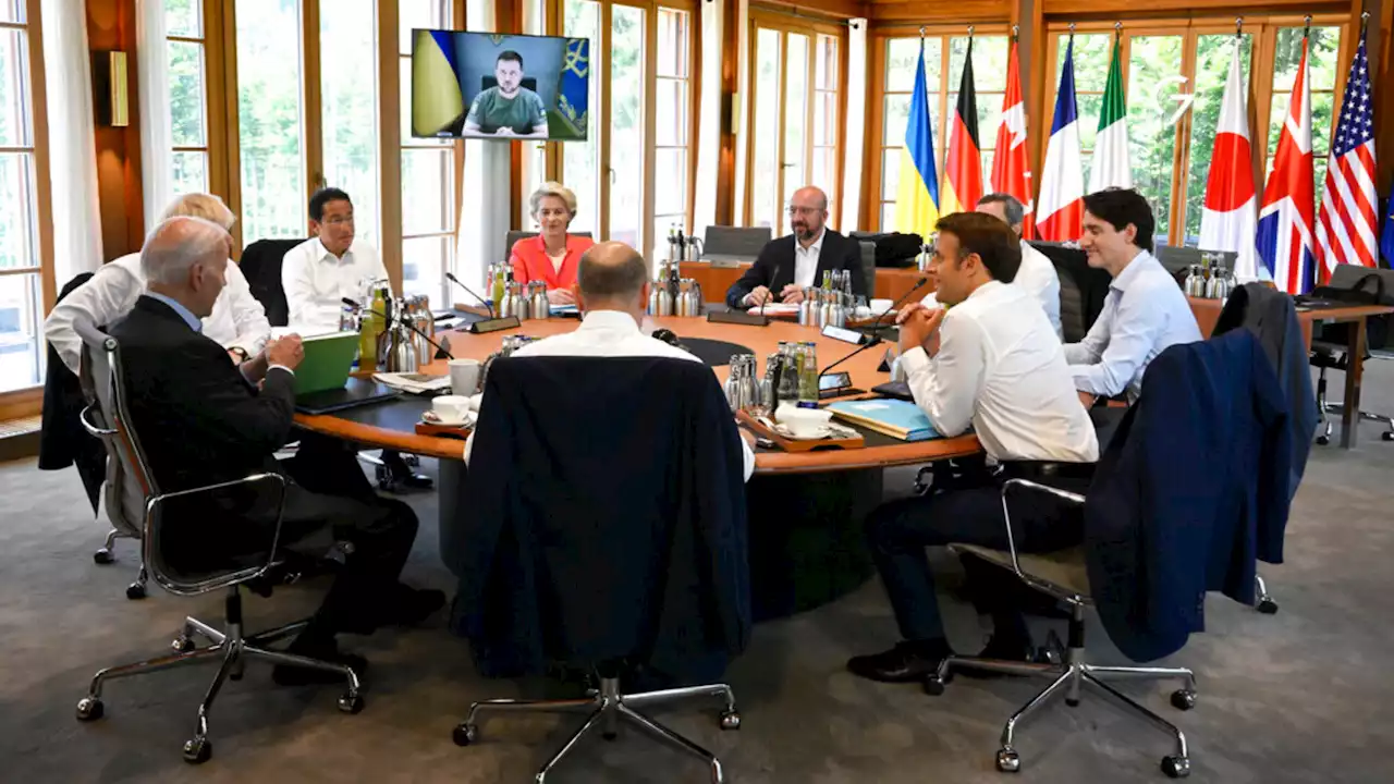 G7, secondo giorno. Zelensky in videoconferenza ringrazia i leader e la Ue per il sostegno