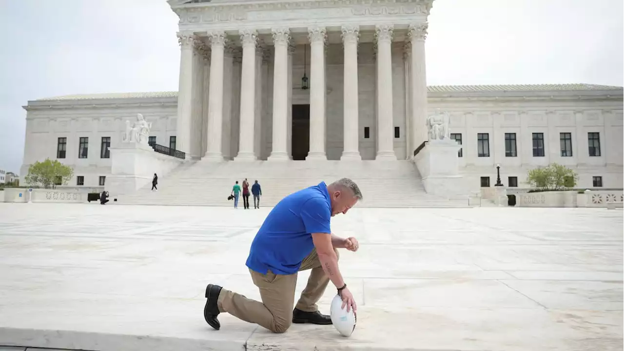 Supreme Court Upholds High School Football Coach’s Right to Pray Mid-Field