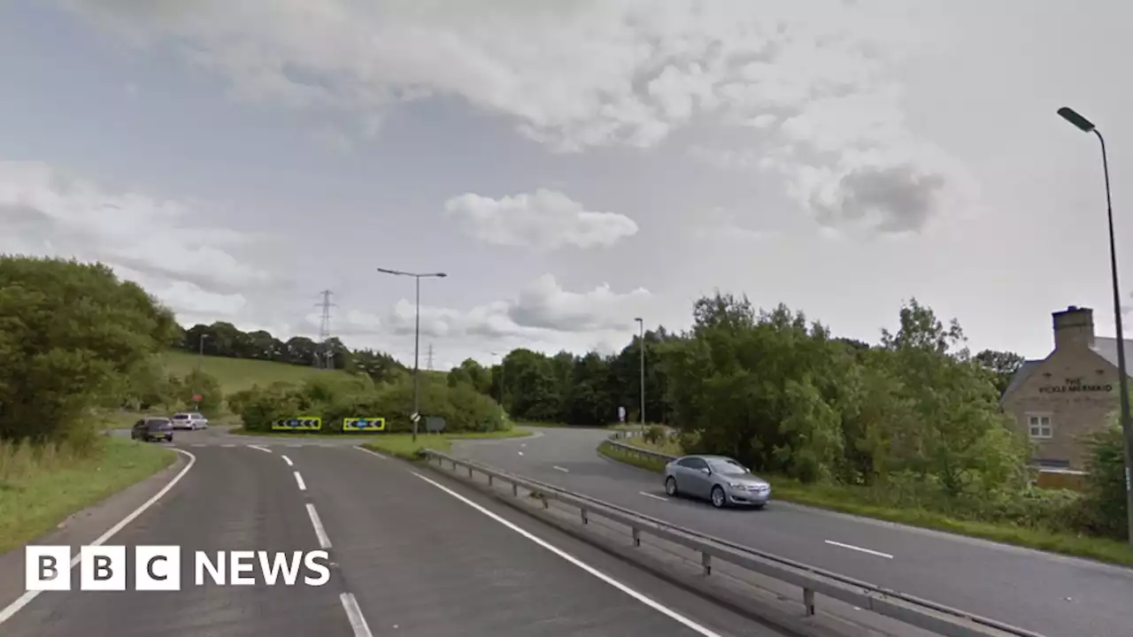 Chapel-en-le-Frith: Man dies in hospital after crash