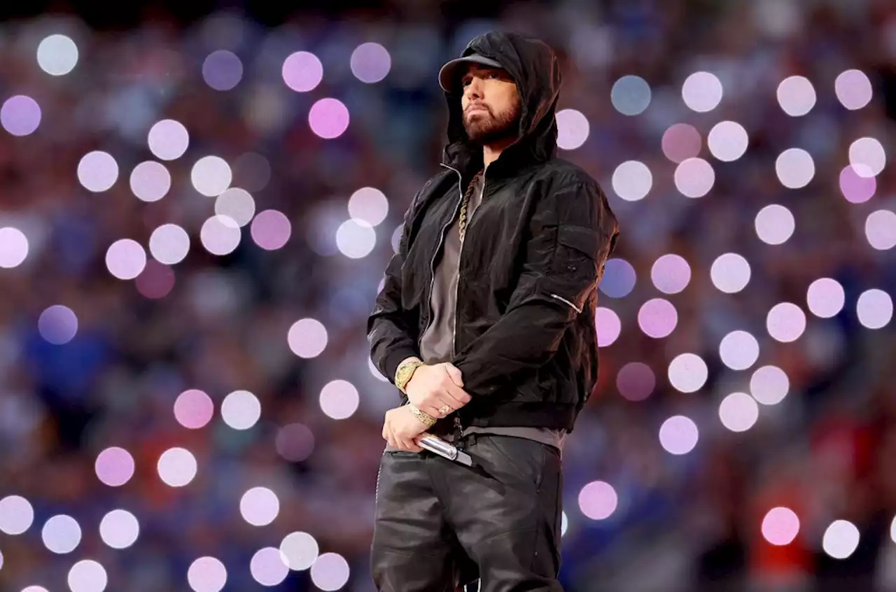 Eminem Says Rapping About Mental Health, Addiction Struggles Has Been ‘Therapeutic’