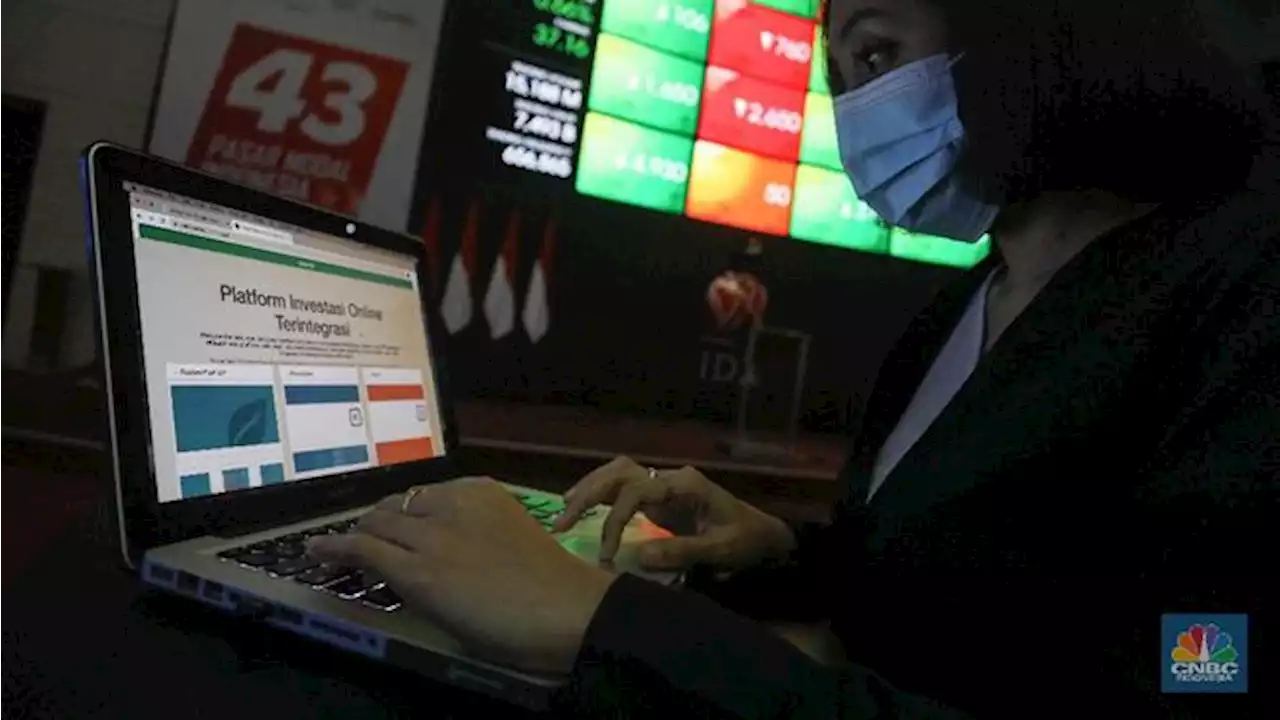 Wall Street Lemas, IHSG Merah Sampai Keluar dari 7.000 Nih