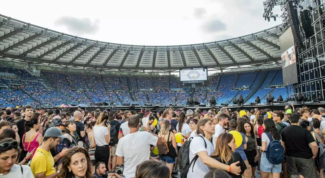 Cremonini a Roma, attesa per il concerto-evento: in 56mila allo Stadio Olimpico