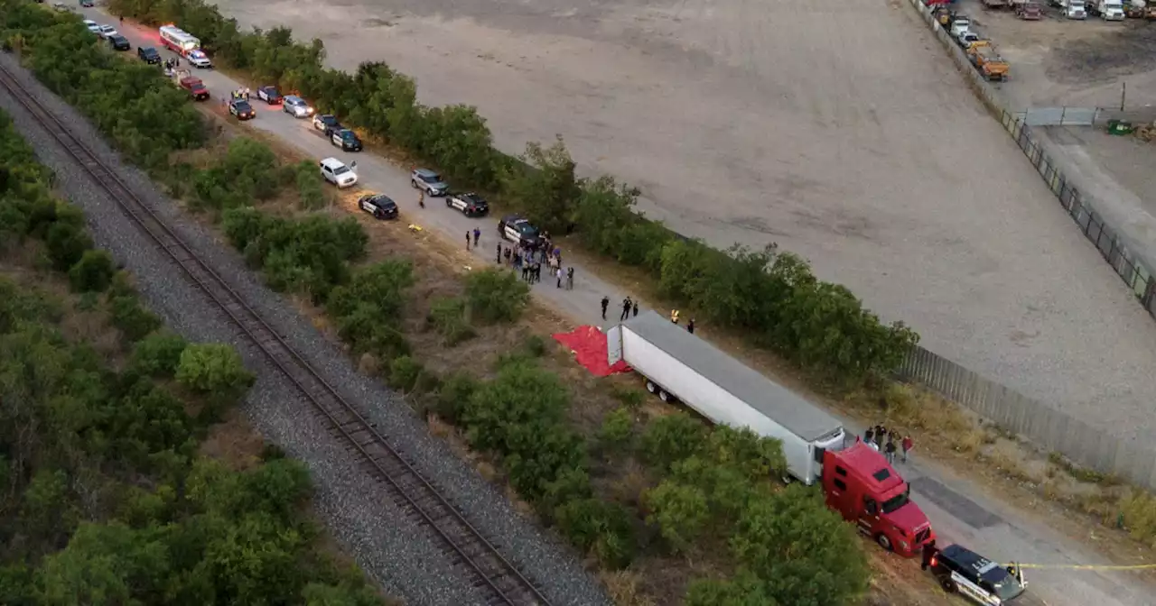 At least 50 people found dead in abandoned 18-wheeler in San Antonio