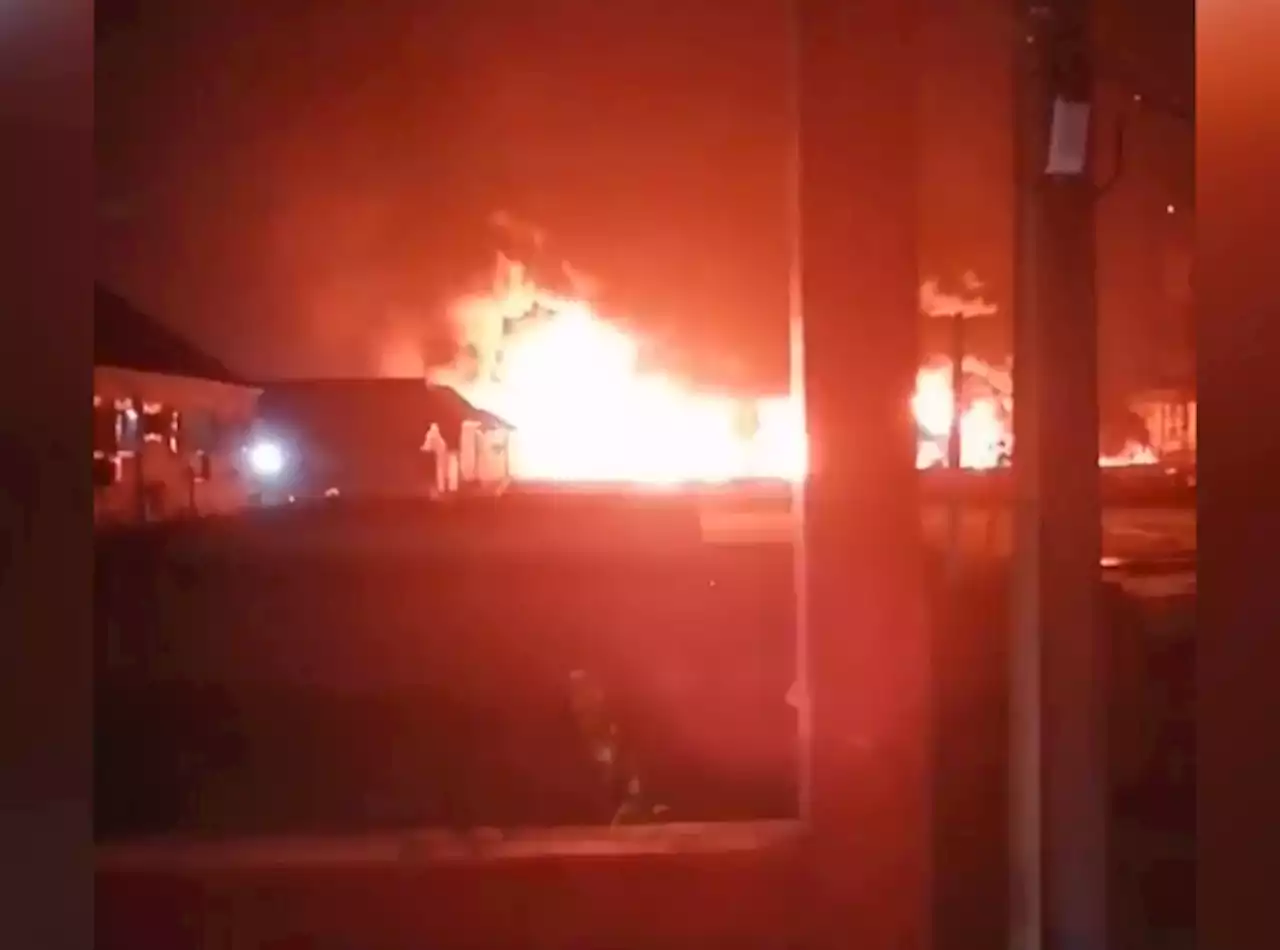 Fire guts Lagos warehouse, destroys property