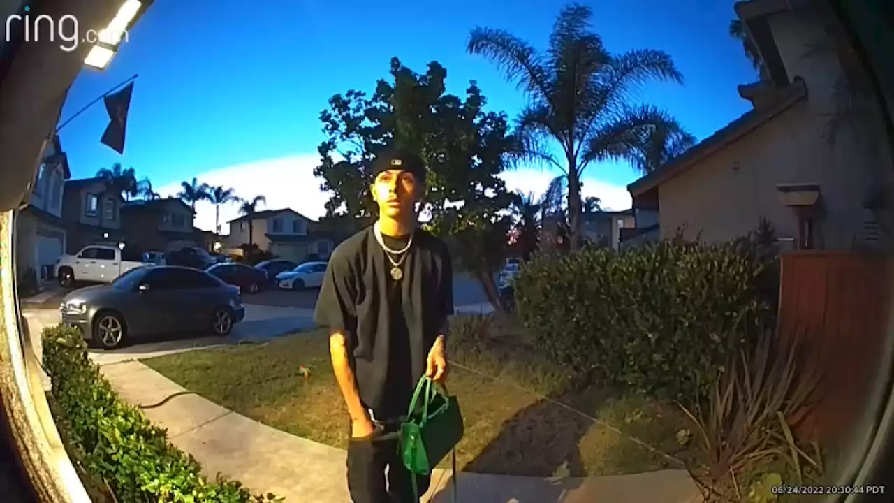 Chula Vista Teen Praised for Returning Woman's Lost Purse