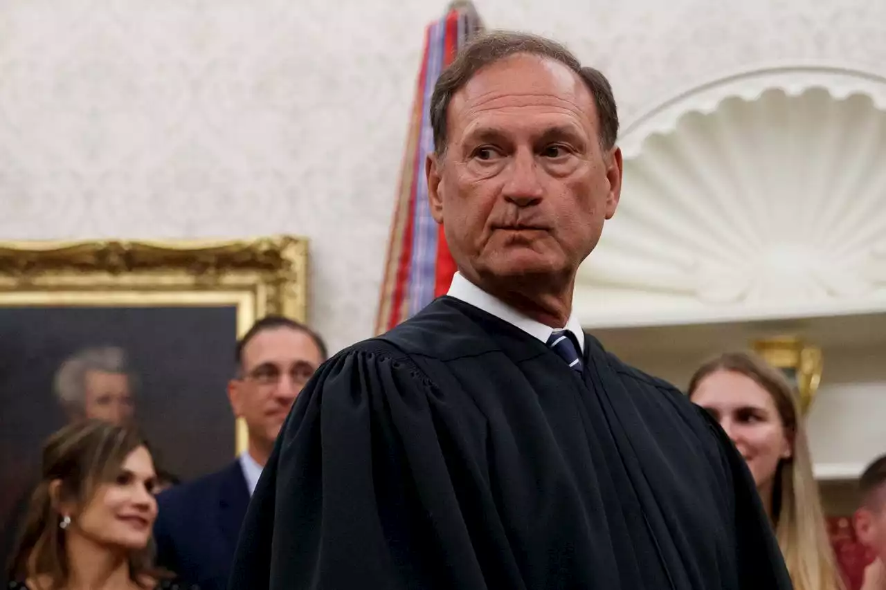 Justice Alito doesn’t live in N.J. anymore, so stop sending threatening mail to his old home, cops say