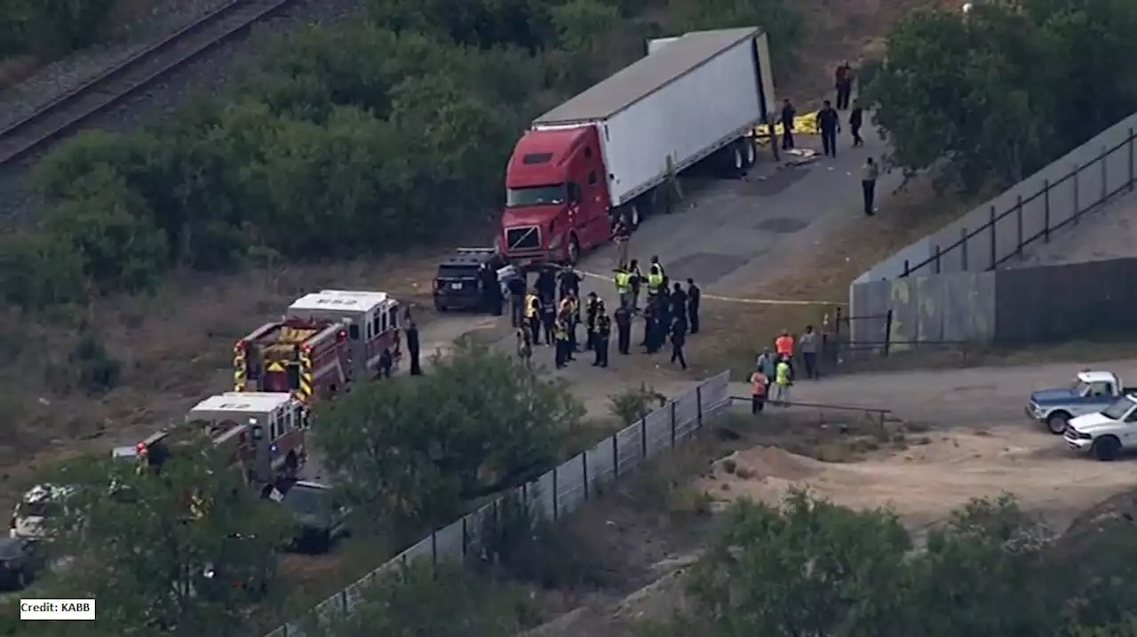 Hallan 42 cuerpos de migrantes al interior de un tráiler en San Antonio, Texas (VIDEO)