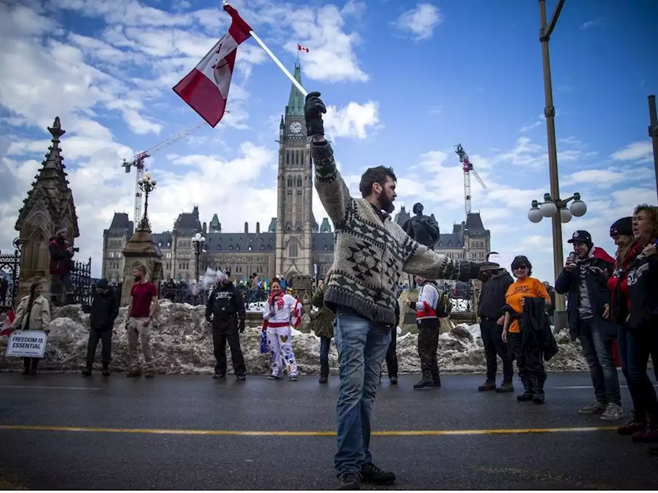 Ottawa police call in Canada Day reinforcements for 'freedom' protests