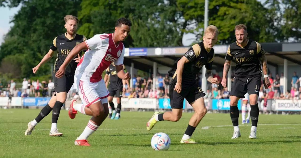 Ajax start voorbereiding met bescheiden zege, Ihattaren laat zich zien