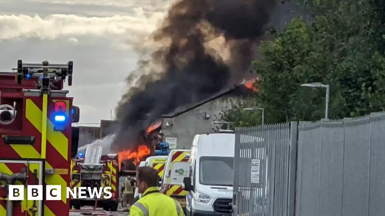 Northampton: Fire crews at major fire at Network Rail depot