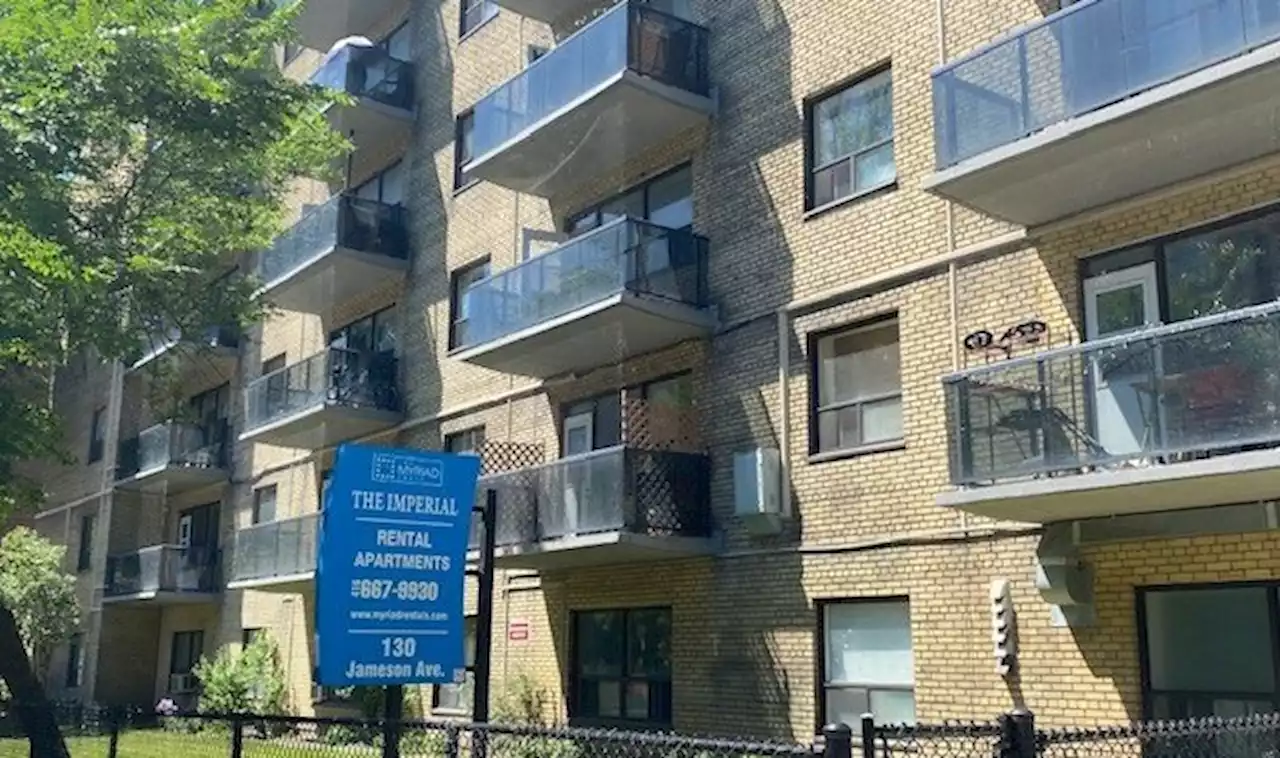 Tenants in Toronto’s Parkdale say using air conditioner units led to eviction threat - Toronto | Globalnews.ca