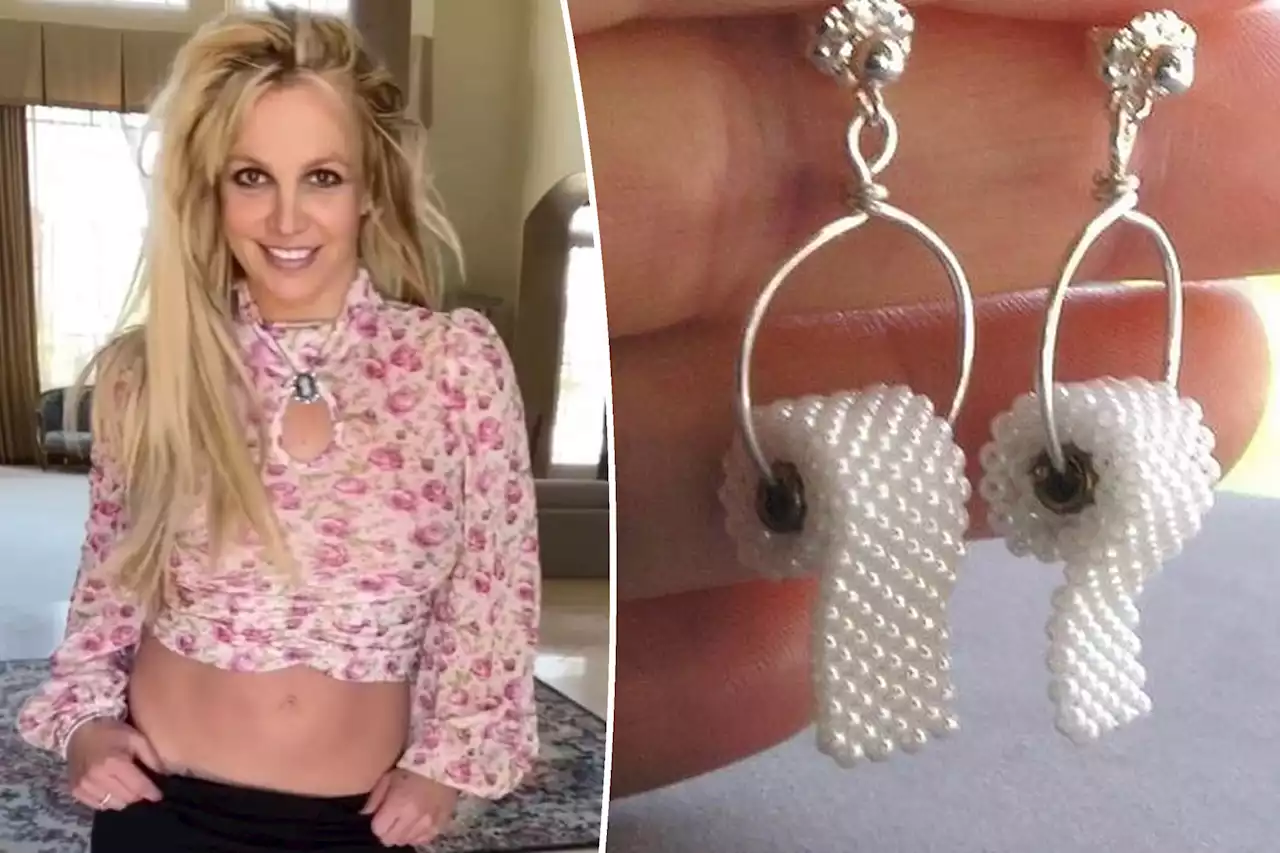 The story behind those Britney Spears-approved toilet paper earrings