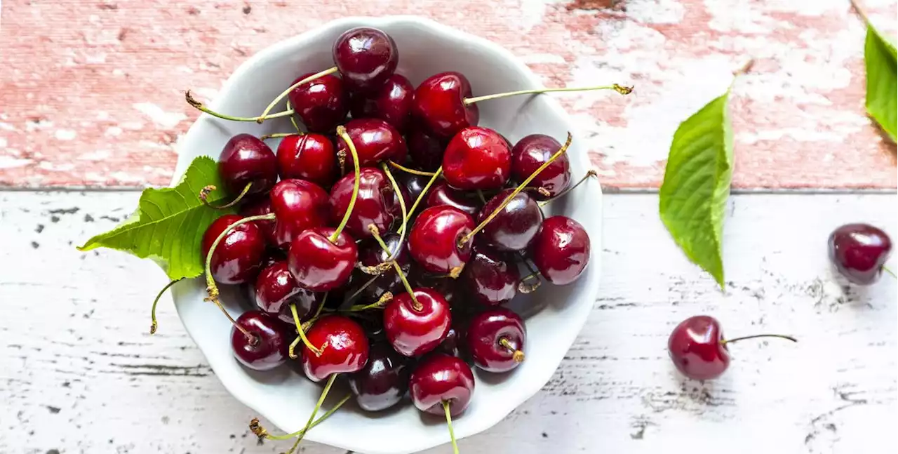 8 Simple Health Benefits of Eating Cherries That You Might Not Know About