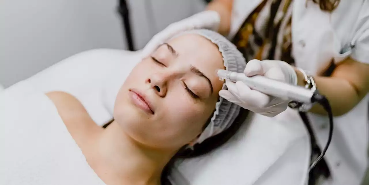 Dermatologists Are Touting the Benefits of Microneedling, but Is It Worth the Hype?