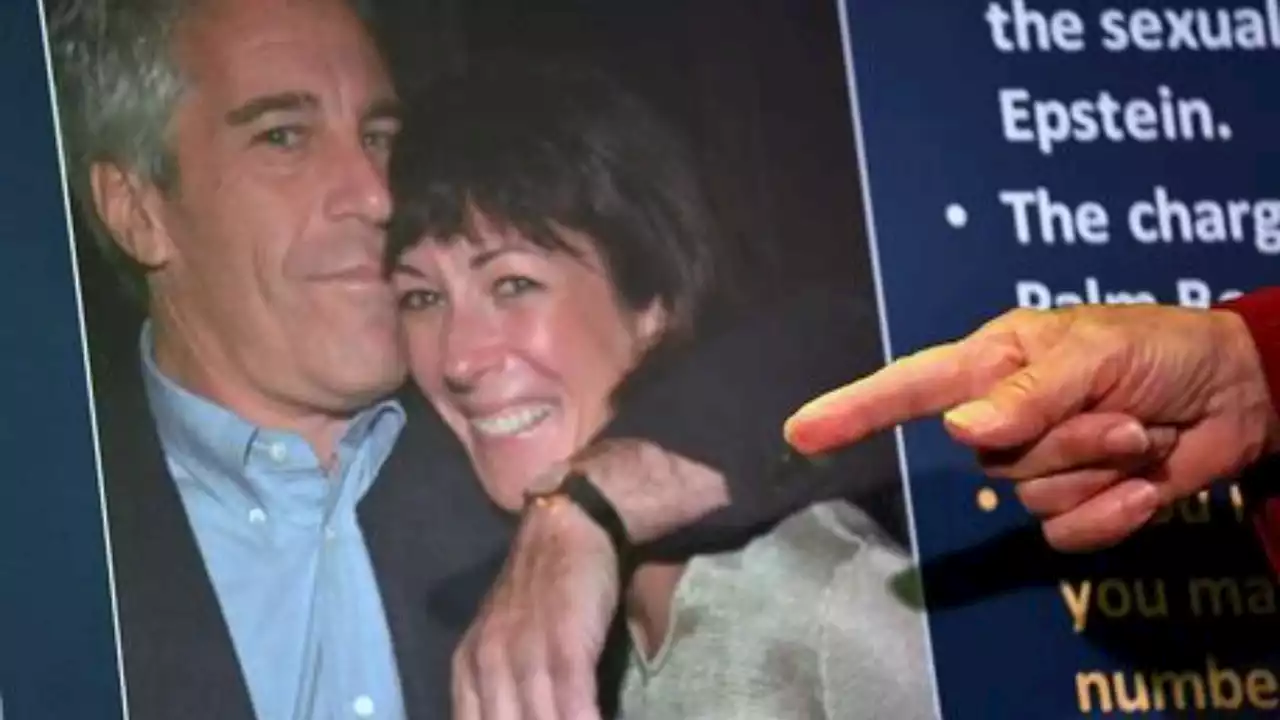 Ghislaine Maxwell condannata a 20 anni di carcere per la rete di sfruttamento sessuale di Epstein