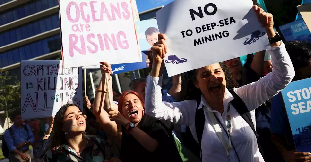 'Lots of talk, little action': Hundreds protest outside U.N. Ocean Conference