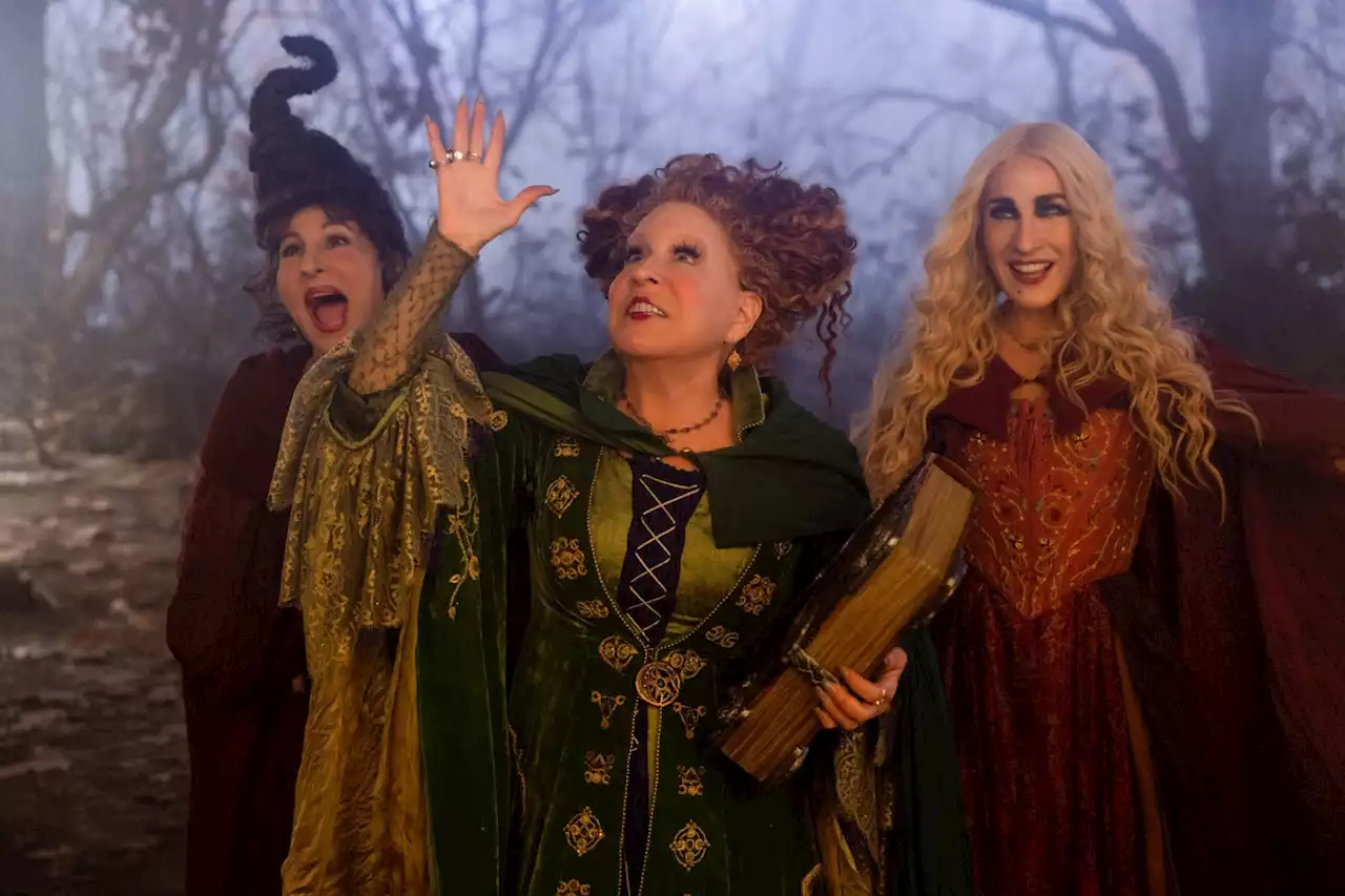 The First 'Hocus Pocus 2' Teaser Trailer Is Here, & It's Genuinely Magical