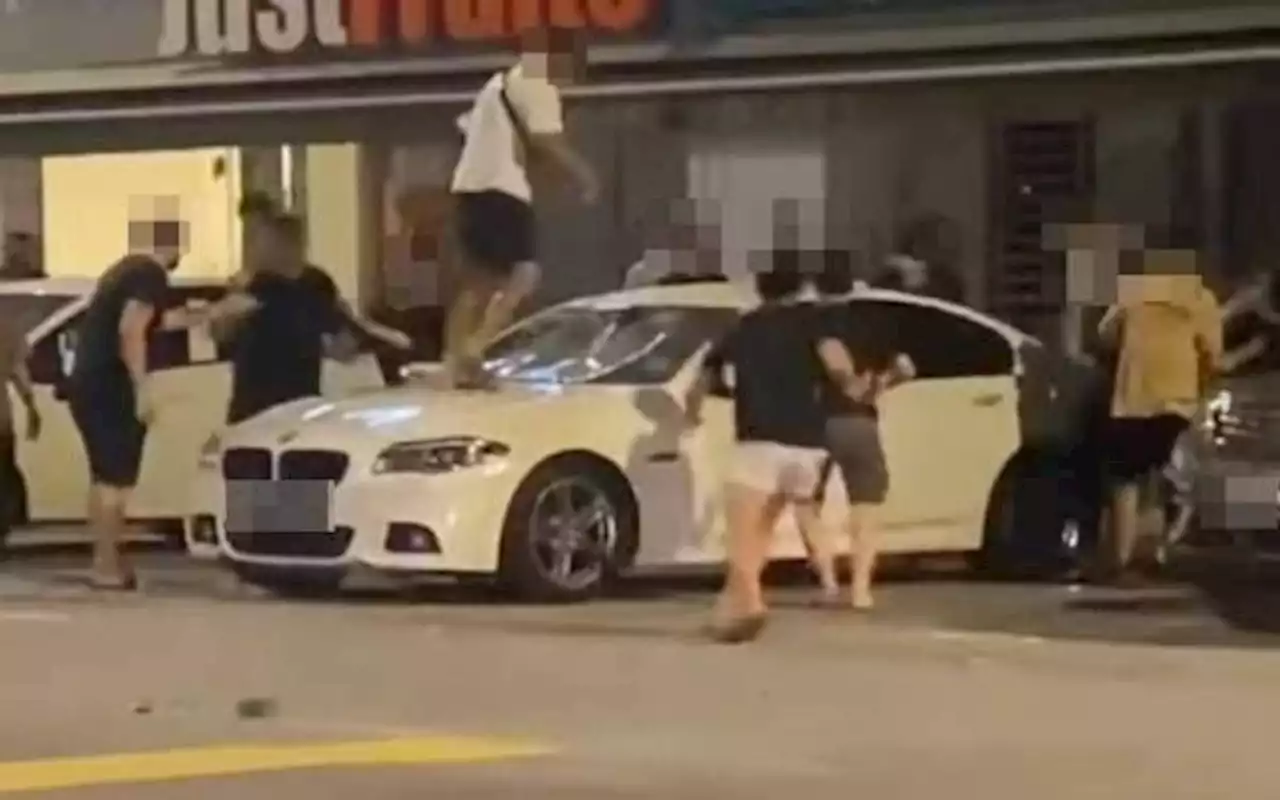 QuickCheck: Did men wielding steel bars and beer bottles get into a fight in Sri Petaling?
