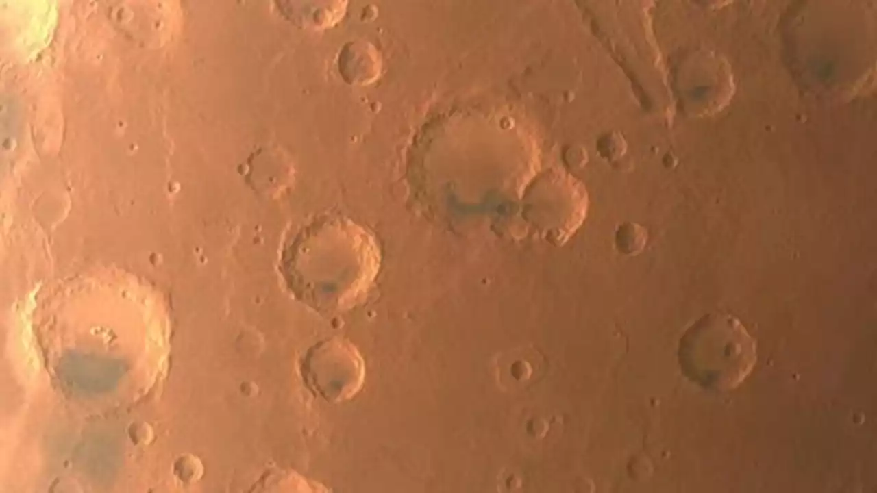 Chinese spacecraft captures images of entire planet of Mars