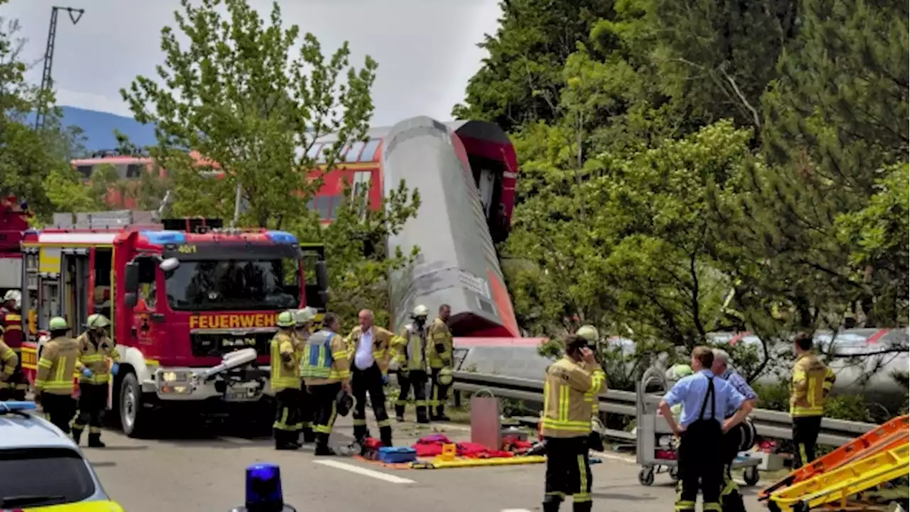 At least 4 killed as train derails in southern German Alps